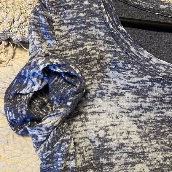 Artisan NY Maxi Dress. T-Shirt Style. Size Small. Slate blue, gray, white - Picture 6 of 7